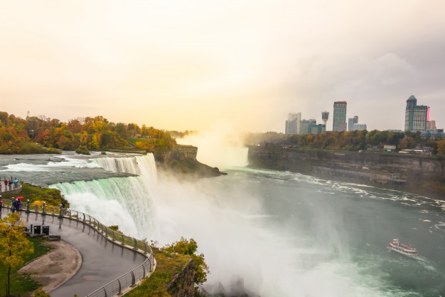 american-side-of-niagara-falls-during-sunrise_1232-4285